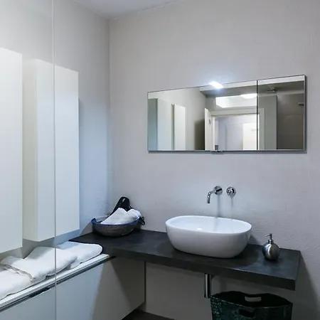 Apartment Parksuites *