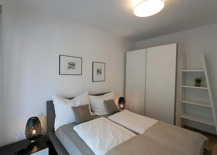 Apartment Parksuites *